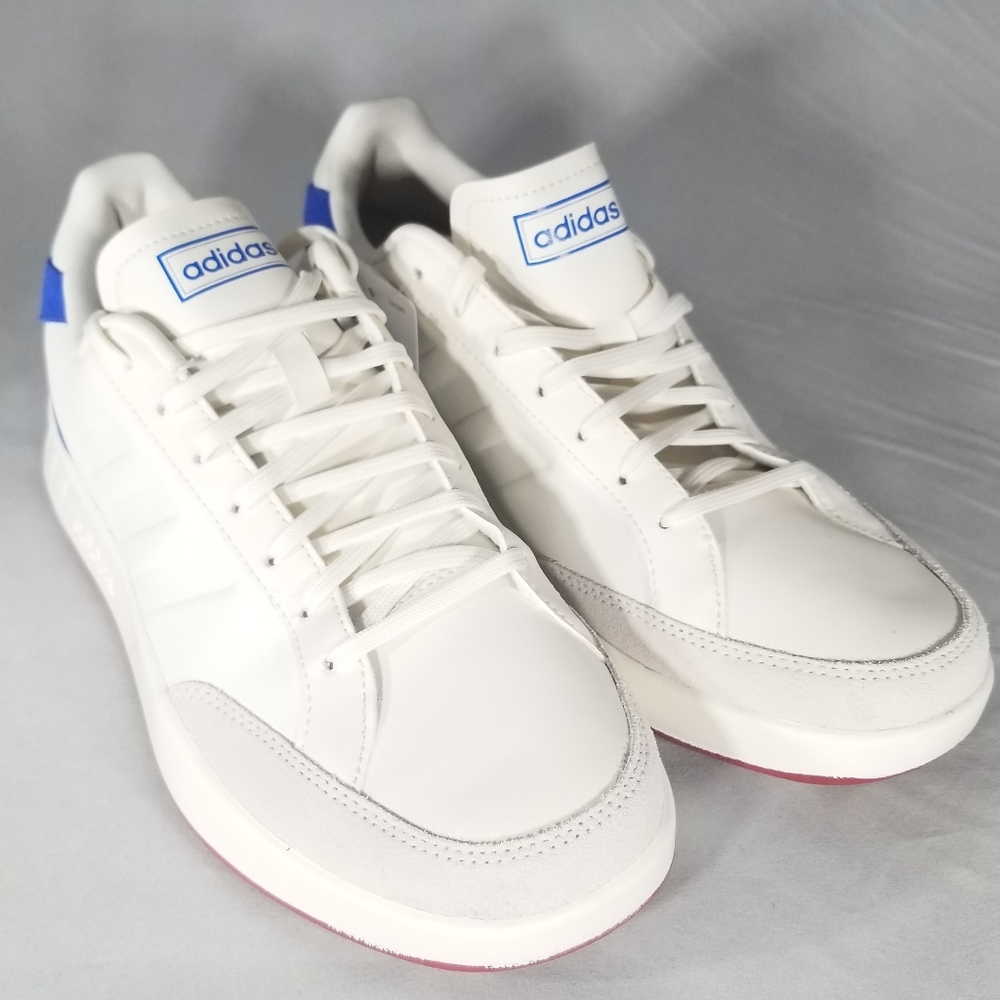 adidas Netpoint Men's Tennis Sneaker EE9812 NIB - Picture 2 of 7